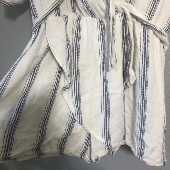 Striped Romper - Picture 6 of 6